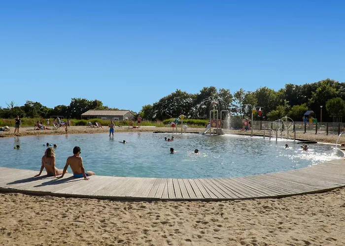 3 Au Calme Avec Piscine Chauffee Proche Du Jaunay - Fr-1-783-23 La Chapelle-Hermier
